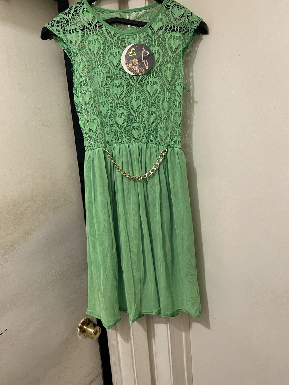 Mint Green Lace Heart Overlay Dress with Gold Chain Accent | Women’s XL
